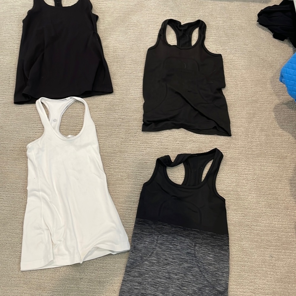 Lulu lemon tanks